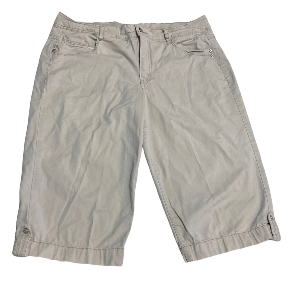 Bandolino Tan Khaki Capris